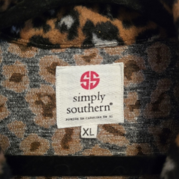 Ladies XL 100% Polyester Simply Southern Animal Print Jacket - Picture 5 of 5